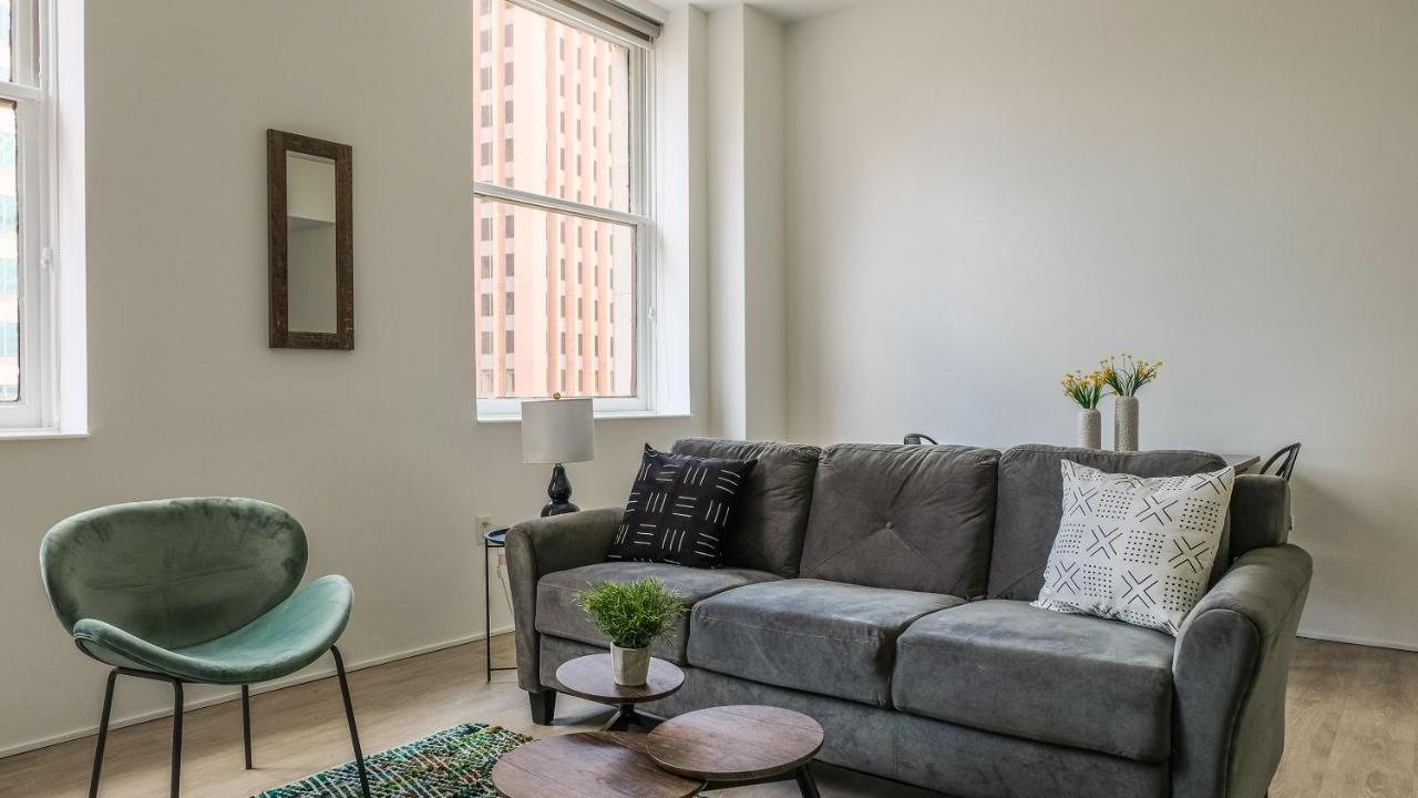 Frontdesk Lofts At 629 Euclid Downtown Cleveland Διαμέρισμα Δωμάτιο φωτογραφία